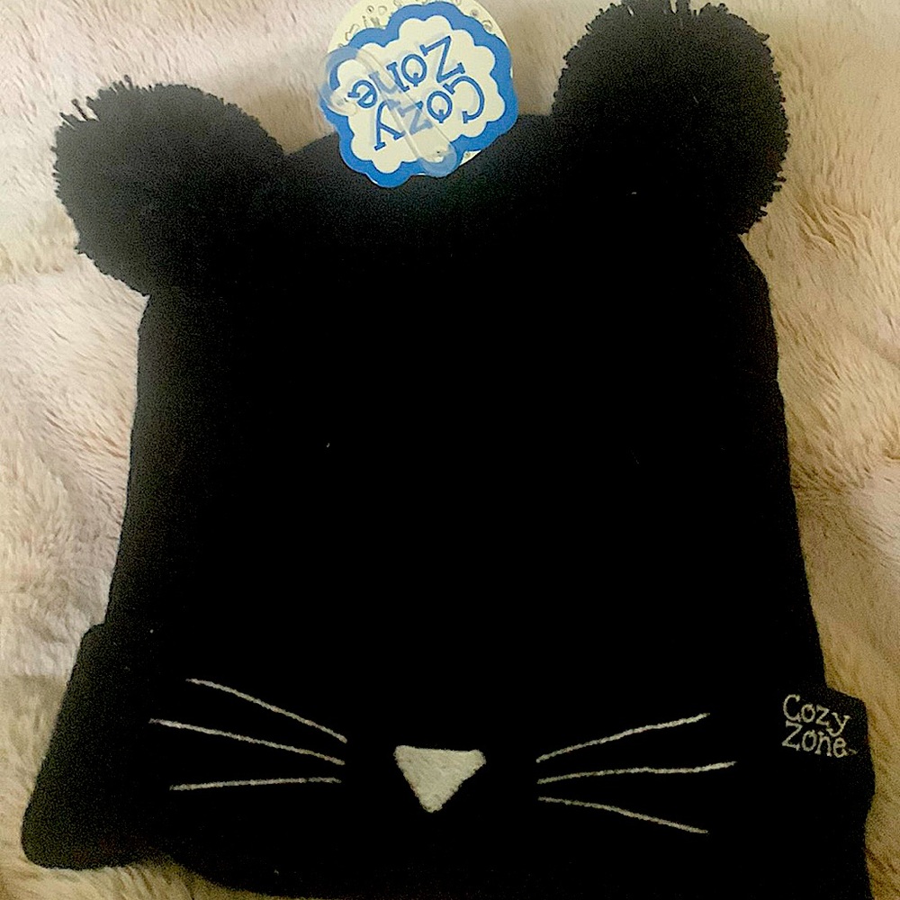 Snuggly black soft knit Kitty 🐈‍⬛ Hat NWT